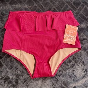 NWT Kortni Jeane Peplum Bottoms